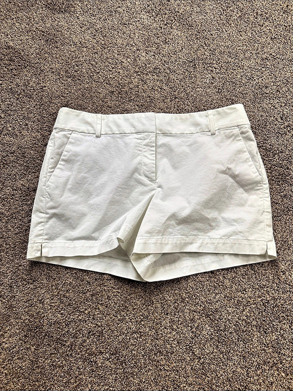 LOFT The Riviera Short Bermuda Shorts in White Size 12 Women’s EUC